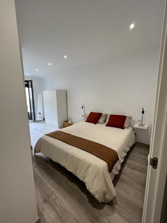 Amistat House Hotel Барселона Екстериор снимка