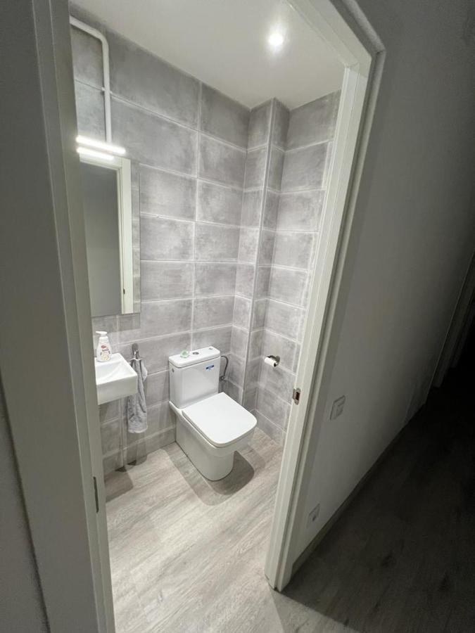 Amistat House Hotel Барселона Екстериор снимка